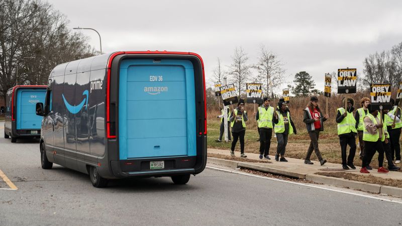 Read more about the article ‘Packages and profits over people’: What it’s like to be an Amazon driver and why some are on strike – CNN