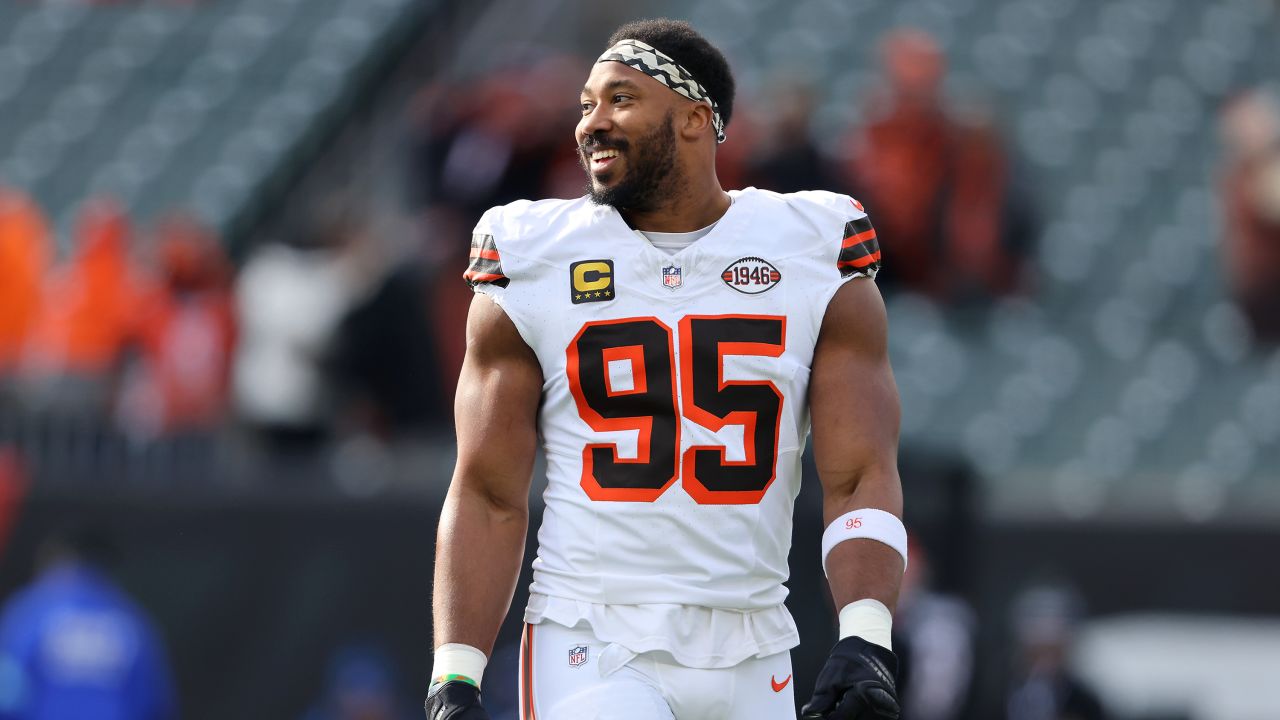 Dec 22, 2024; Cincinnati, Ohio, USA; Cleveland Browns defensive end Myles Garrett (95) warms up before a game against the Cincinnati Bengals at Paycor Stadium.