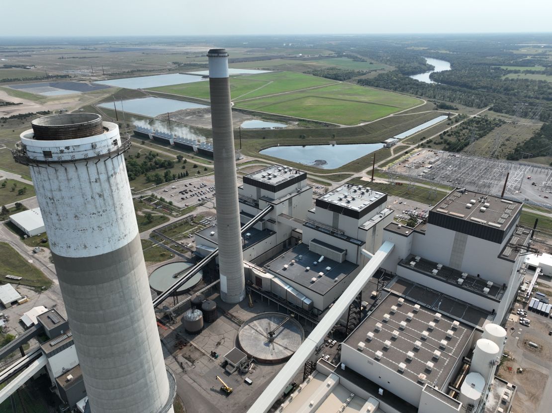 A polluting, coal-fired energy plant discovered the important thing to fixing The us’s greatest blank power problem | The Gentleman Report