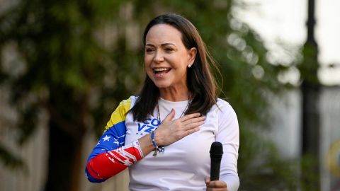 Venezuelan opposition leader Maria Corina Machado addresses supporters at a protest ahead of the Friday inauguration of President Nicolas Maduro for his third term, in Caracas, Venezuela January 9, 2025. REUTERS/Maxwell Briceno