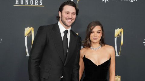 (From left) Josh Allen and Hailee Steinfeld at the 2025 Super Bowl LIX NFL Honors in New Orleans.