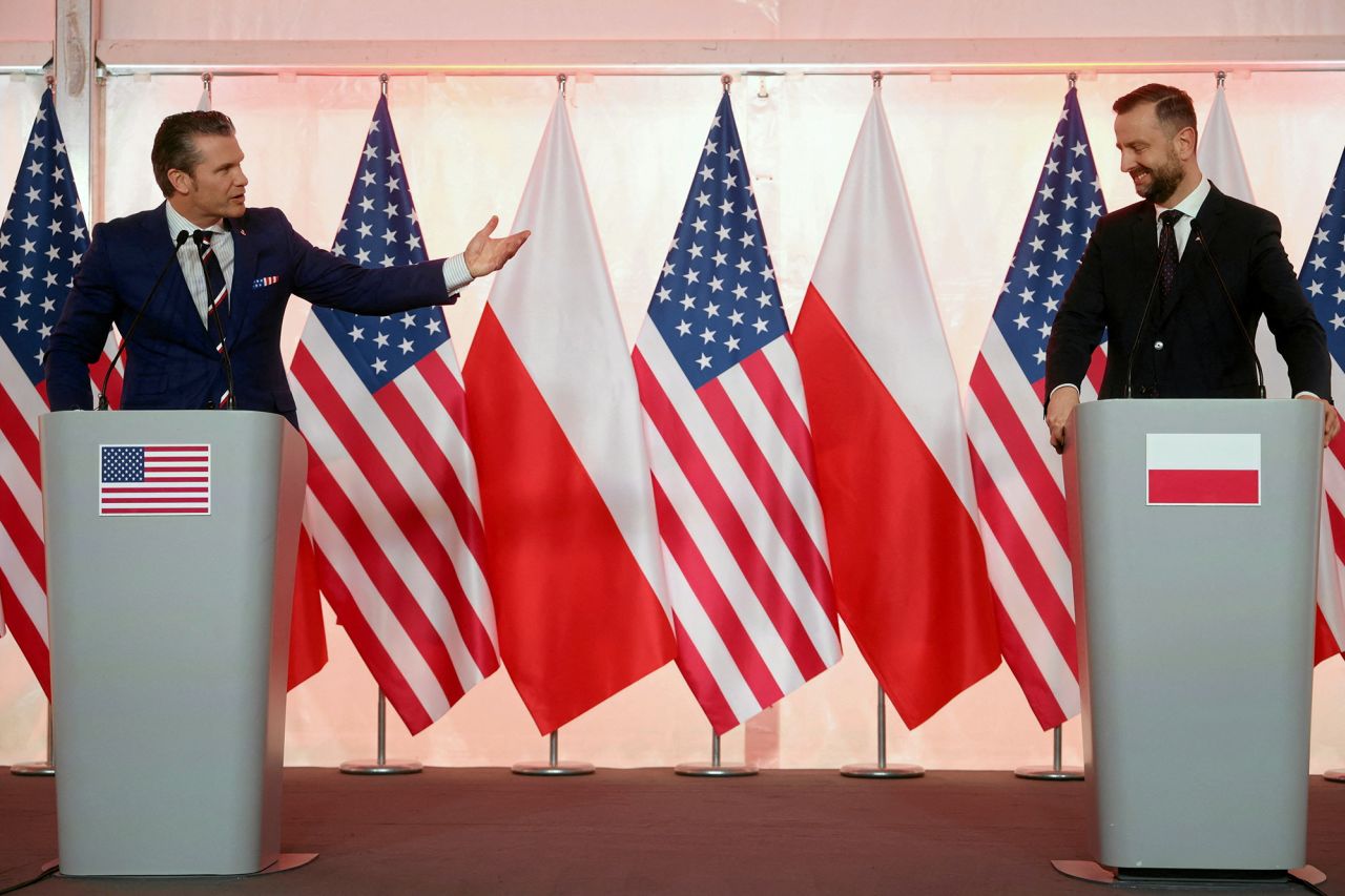 U.S. Defense Secretary Pete Hegseth, left, and Poland's Defence Minister Wladyslaw Kosiniak-Kamysz attend a press conference in Warsaw, Poland, on Friday.