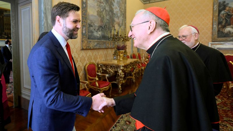 Vance, Vatican служители участват в „обмен на мнения“ над мигранти 