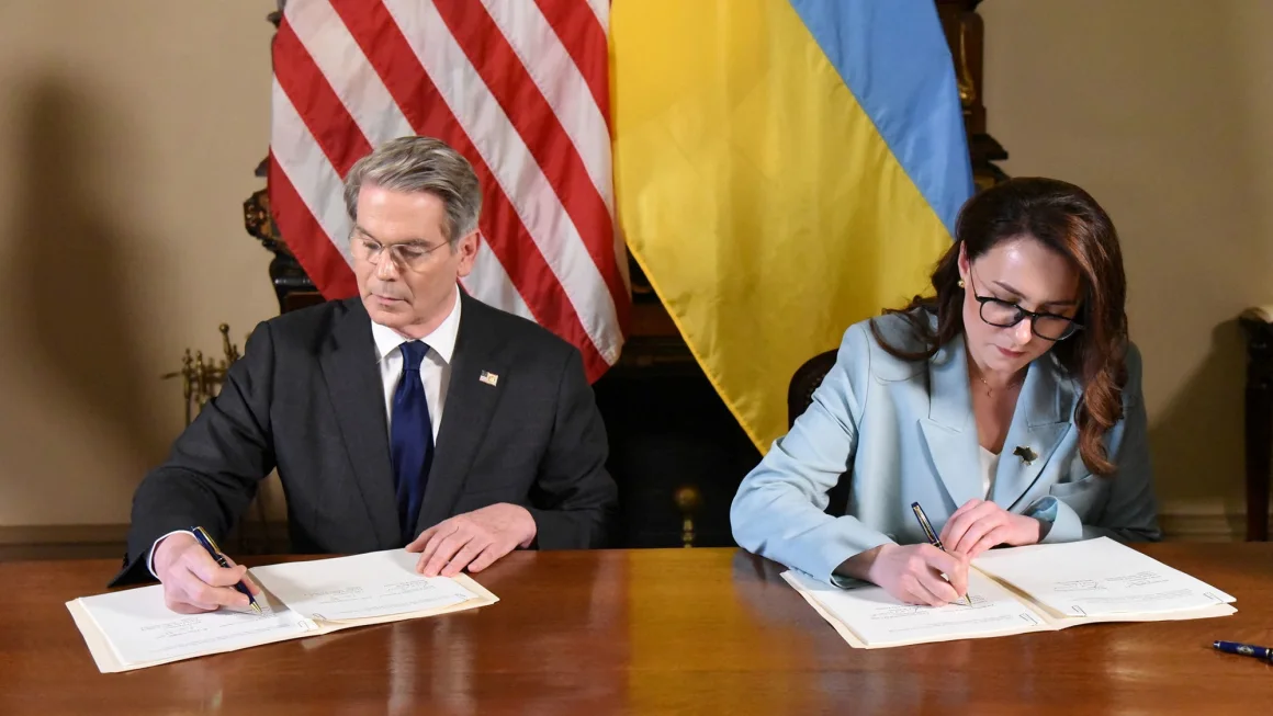 https://media.cnn.com/api/v1/images/stellar/prod/2025-05-01t071905z-1542748703-rc2v8ea5aotk-rtrmadp-3-ukraine-crisis-us-deal.JPG?c=16x9&q=h_653,w_1160,c_fill/f_webp
