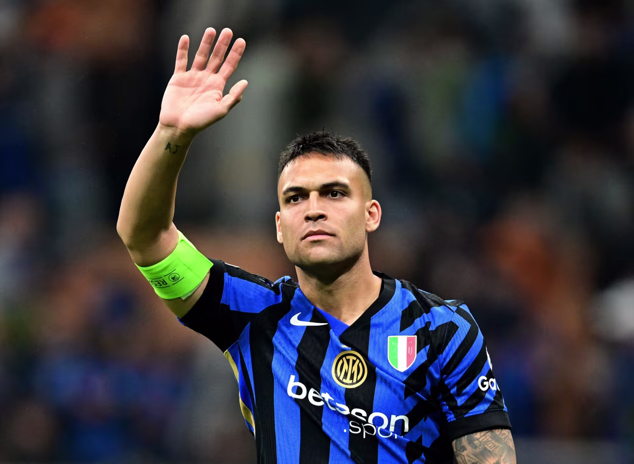 Inter Milan's Lautaro Martínez celebrates after the match.