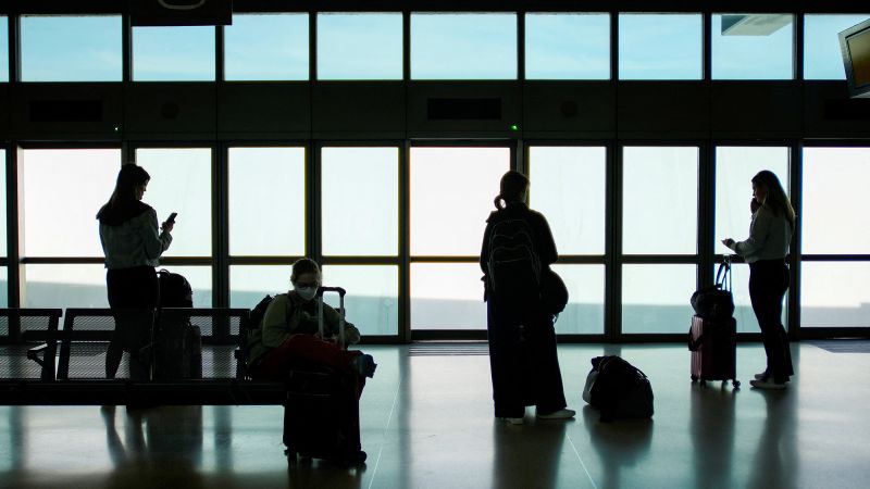 https://media.cnn.com/api/v1/images/stellar/prod/2025-05-12t210010z-2064086581-rc2kgeahxvk5-rtrmadp-3-usa-aviation-newark.JPG?c=16x9&q=w_800,c_fill
