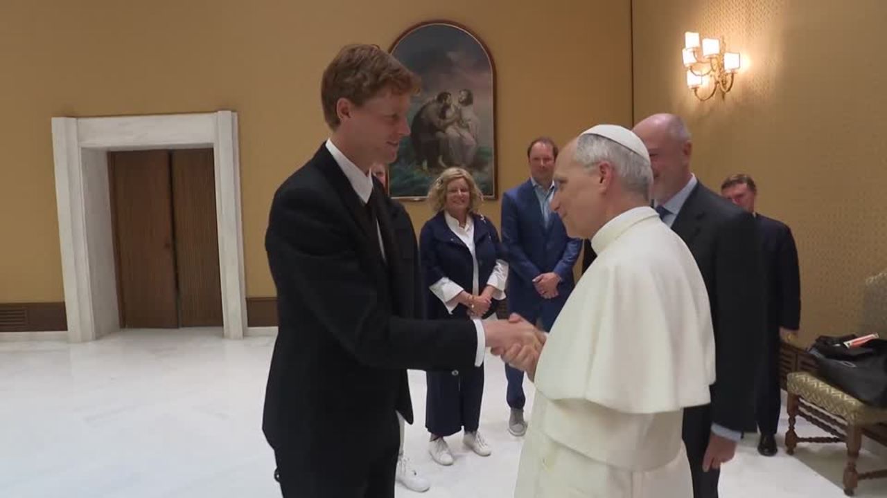 4114HO-POPE-LEO_SINNER_O_