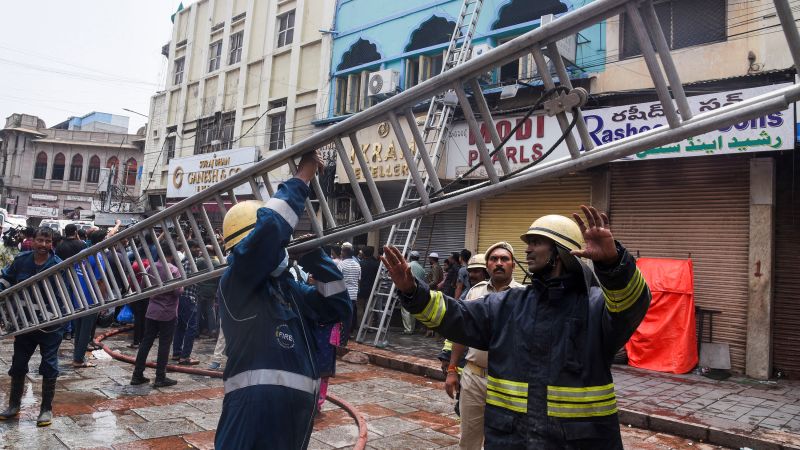 Building fire kills 17, injures others in southern India