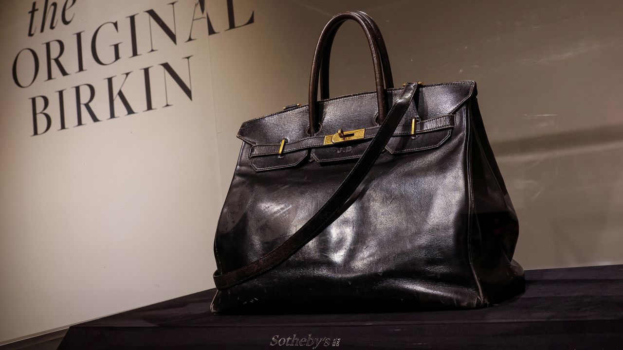 The original Birkin, the first ever made by Hermes for Jane Birkin crafted in 1984 is displayed during the press preview of Sotheby’s Luxury Week Sale at Sotheby’s Auctions in New York City, U.S., June 6, 2025.  REUTERS/Brendan McDermid     