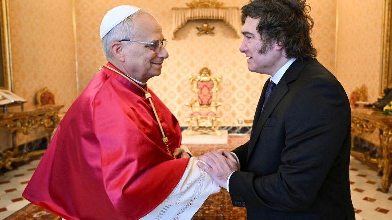 Pope Leo XIV meets with Argentina's President Javier Milei at the Vatican, June 7, 2025.   Vatican Media/Mario Tomassetti/­Handout via REUTERS    ATTENTION EDITORS - THIS IMAGE WAS PROVIDED BY A THIRD PARTY.
