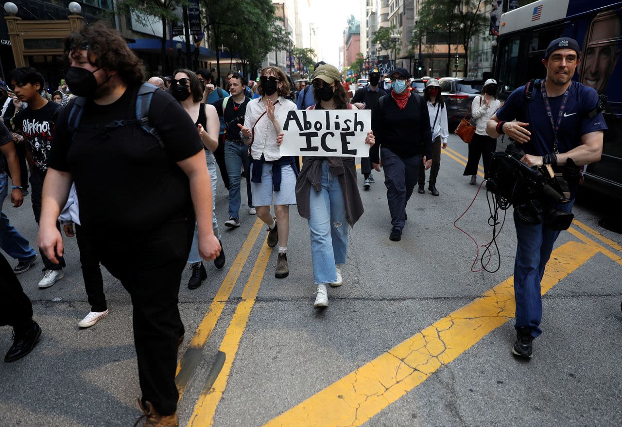 Protestas contra las redadas federales en Chicago.