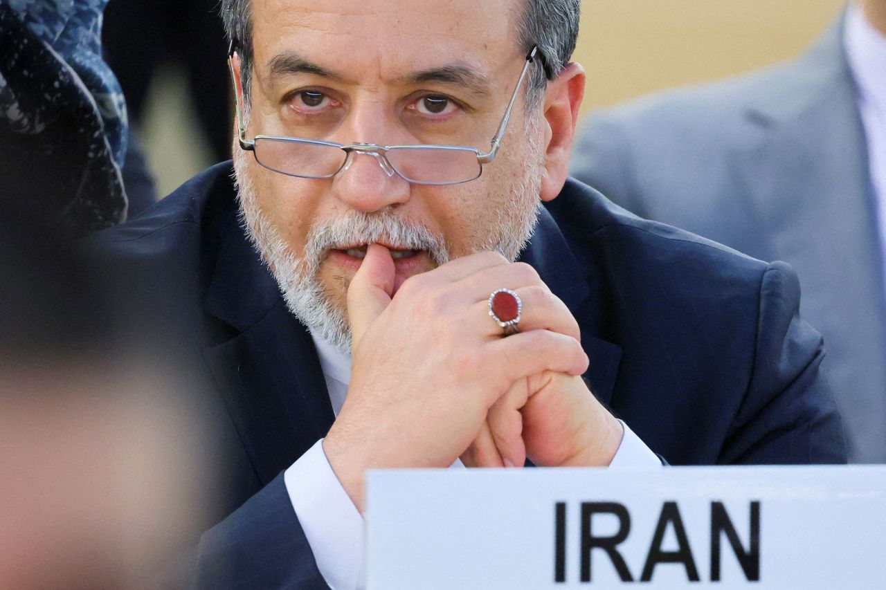 عباس عراقچی، وزیر امور خارجه ایران، در جلسه ویژه شورای حقوق بشر در سازمان ملل در ژنو، سوئیس، جمعه.