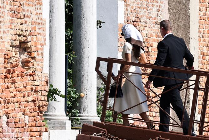 Sanchez, who wore Jimmy Choo sling back pumps, arrives on San Giorgio Maggiore on Friday.