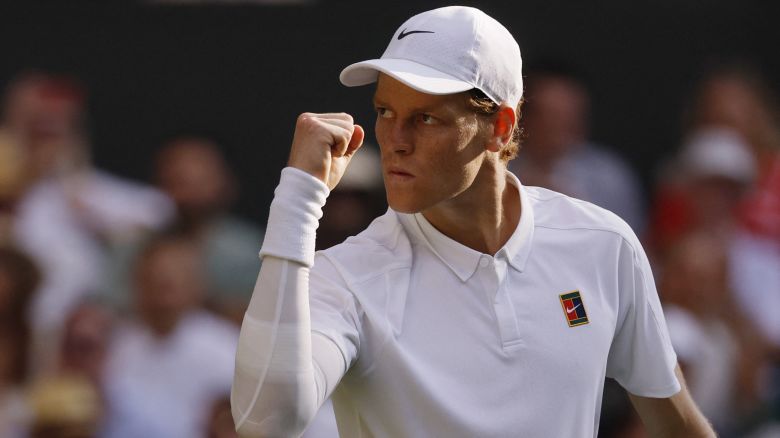 Tennis - Wimbledon - All England Lawn Tennis and Croquet Club, London, Britain - July 13, 2025 Italy's Jannik Sinner reacts during the men's singles final against Spain's Carlos Alcaraz REUTERS/Andrew Couldridge