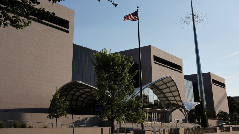 White House orders review of Smithsonian exhibits to ensure alignment with Trump directives | CNN Politics