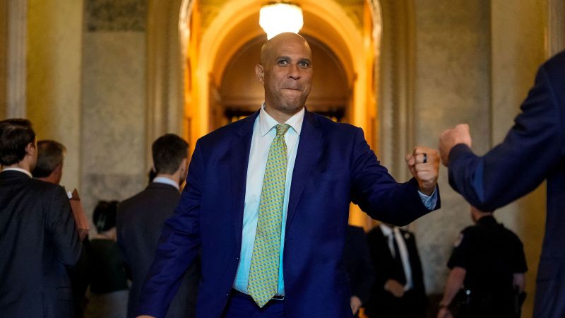 Cory Booker announces engagement to girlfriend Alexis Lewis amid speculation about 2028 presidential run