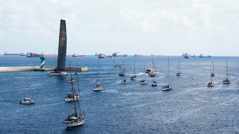 Gaza Aid Flotilla казва, че лодката, ударена от дрон в тунизийското пристанище 