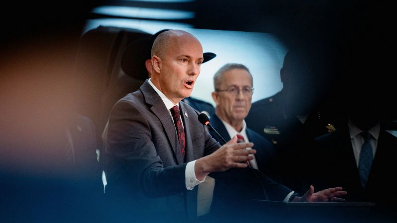 Вижте всички теми Връзка копирана Следвайте Някои републиканци и десни