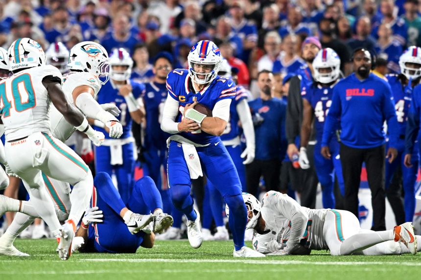 Bills QB Josh Allen hits historic touchdown mark as Buffalo survives late  scare to beat Miami Dolphins | CNN