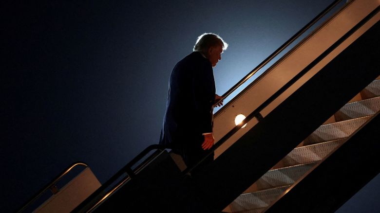 U.S. President Donald Trump boards Air Force One en route to Washington, D.C., after participating in a world leaders' summit in Egypt on ending the Gaza war, amid a U.S.-brokered ceasefire deal between Israel and Hamas, in Sharm El-Sheikh, Egypt, October 13, 2025. REUTERS/Evelyn Hockstein     TPX IMAGES OF THE DAY     