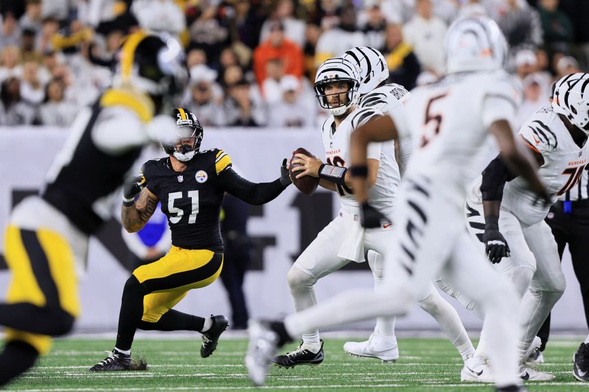 Joe Flacco outduels Aaron Rodgers in battle of elder statesmen as Bengals  stun Steelers in 'Icy Hot Bowl' | CNN