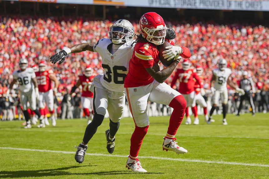 Rice (No. 4) had two touchdowns on his return to NFL action.