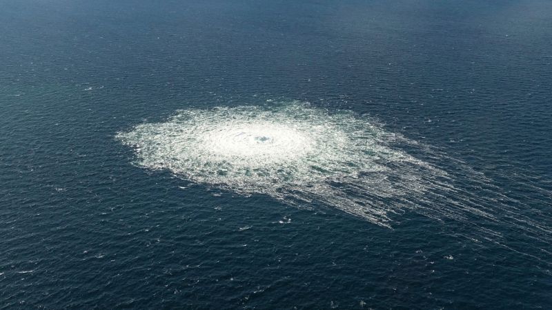 Вижте всички теми Връзката е копирана Следвайте Беше късна септемврийска