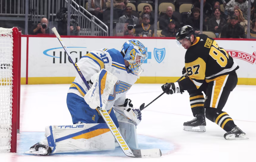 Fan at Penguins game hospitalized after falling from upper concourse