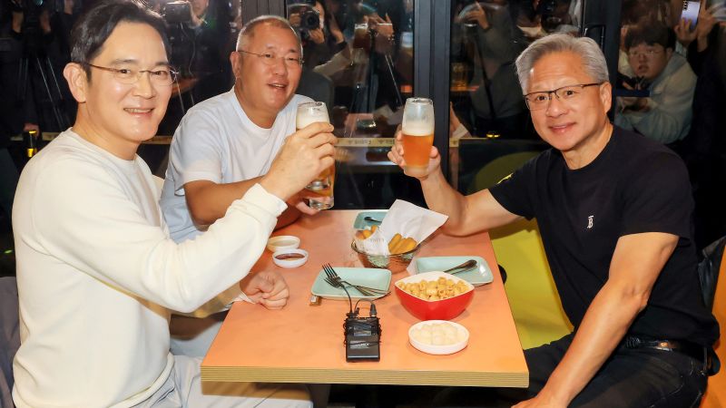 Billionaire leaders of Nvidia, Samsung Electronics, Hyundai went out for chicken, and paid for everyone’s meal