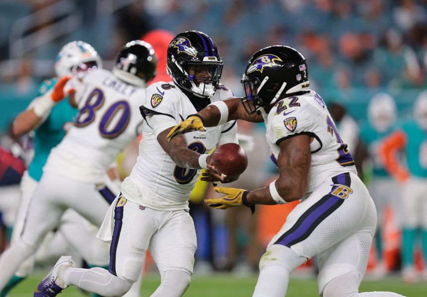 Jackson's (No. 8) return appeared to help Baltimore running back Derrick Henry (No. 22).