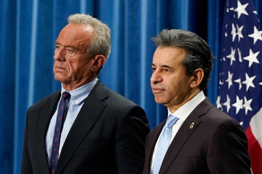 U.S. Health and Human Services Secretary Robert F. Kennedy Jr., left, and US Food and Drug Administration Commissioner Dr. Marty Makary announced the change this week.