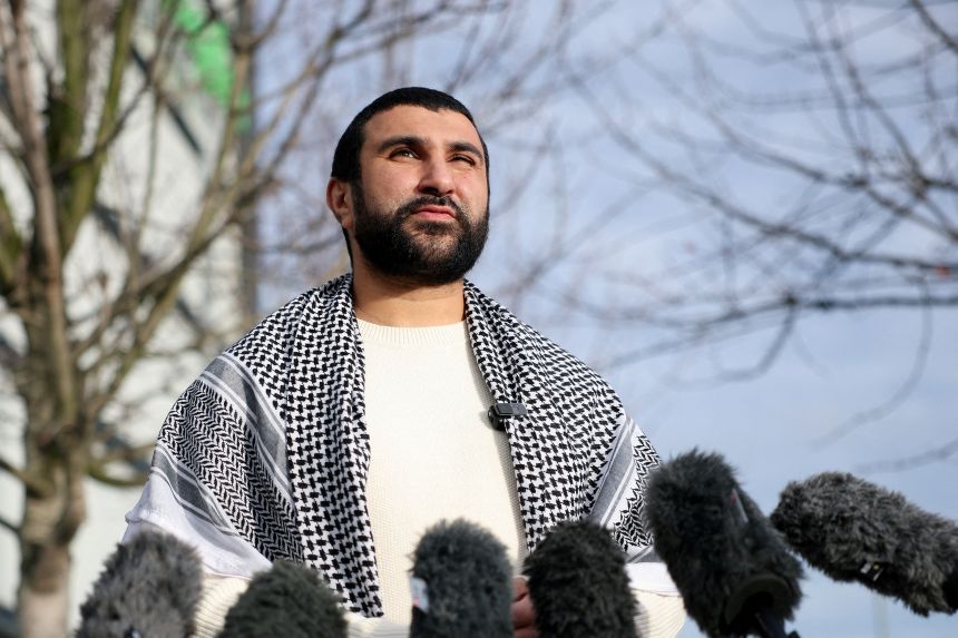 Sami Hamdi arrived in London, UK, on November 13, after being held for 18 days in ICE detention.