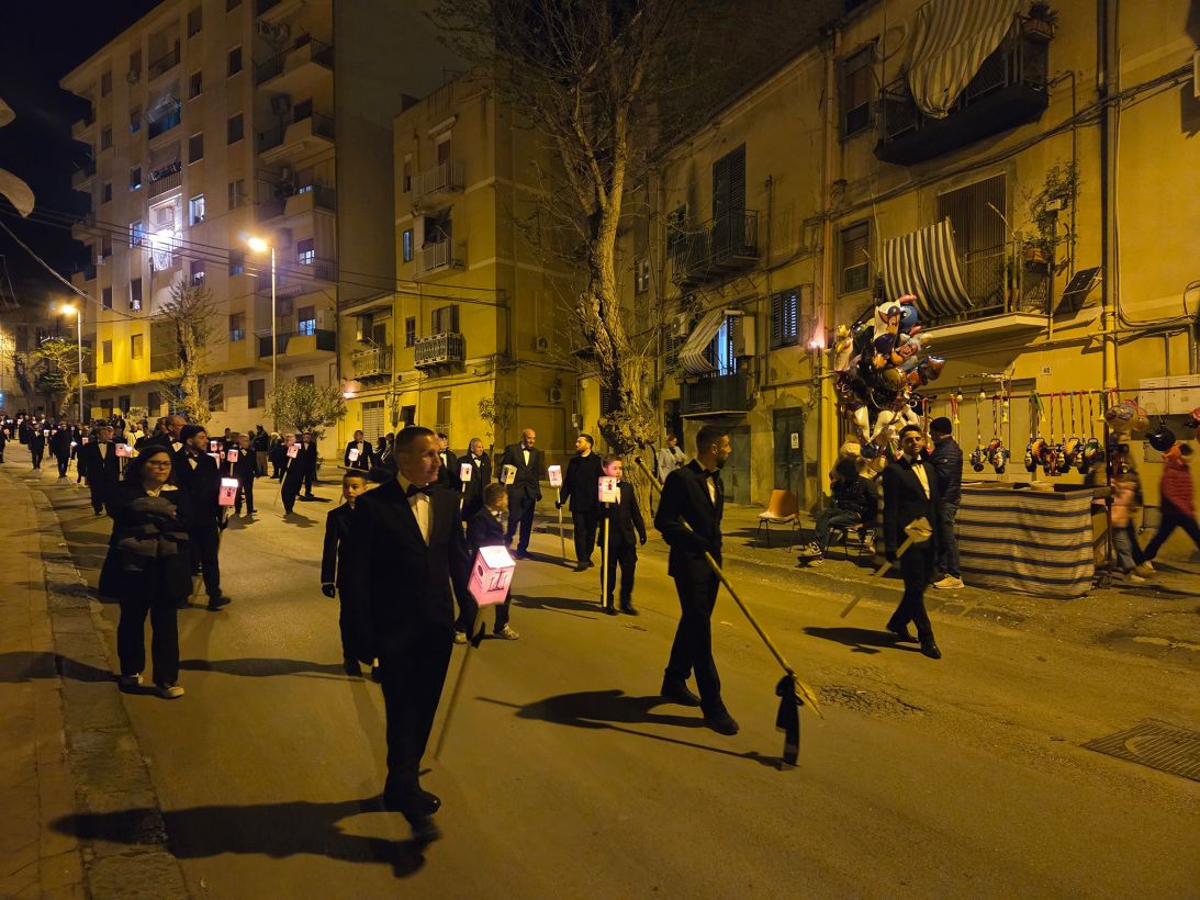 The Real Maestranza began as a private army in the Middle Ages. Nowadays, it's like a collection of guilds.