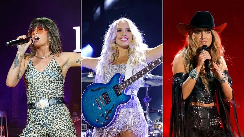 Вижте всички теми Връзка копирана Следвайте Ела Лангли Меган Морони