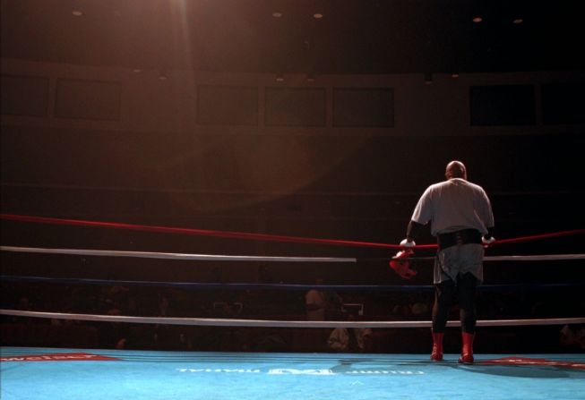 Foreman talks with an audience following a workout in Atlantic City, New Jersey, in 1997.