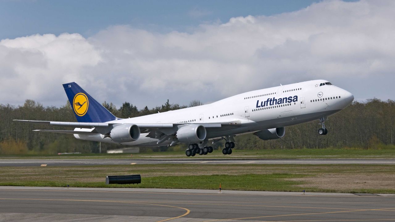 German airline Lufthansa ferries many people between the United States and Europe.