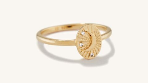Mejuri Tarot Moon Ring