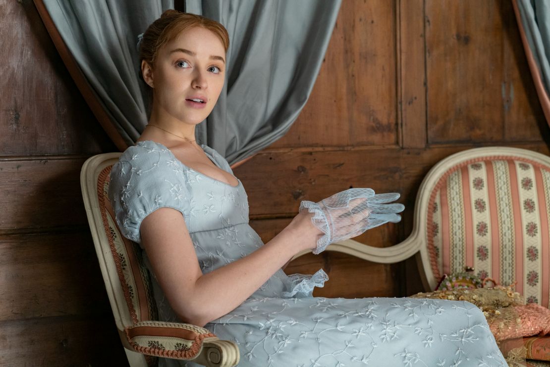 Phoebe Dynevor plays socialite Daphne Bridgerton, eldest daughter of a 19th century London family.