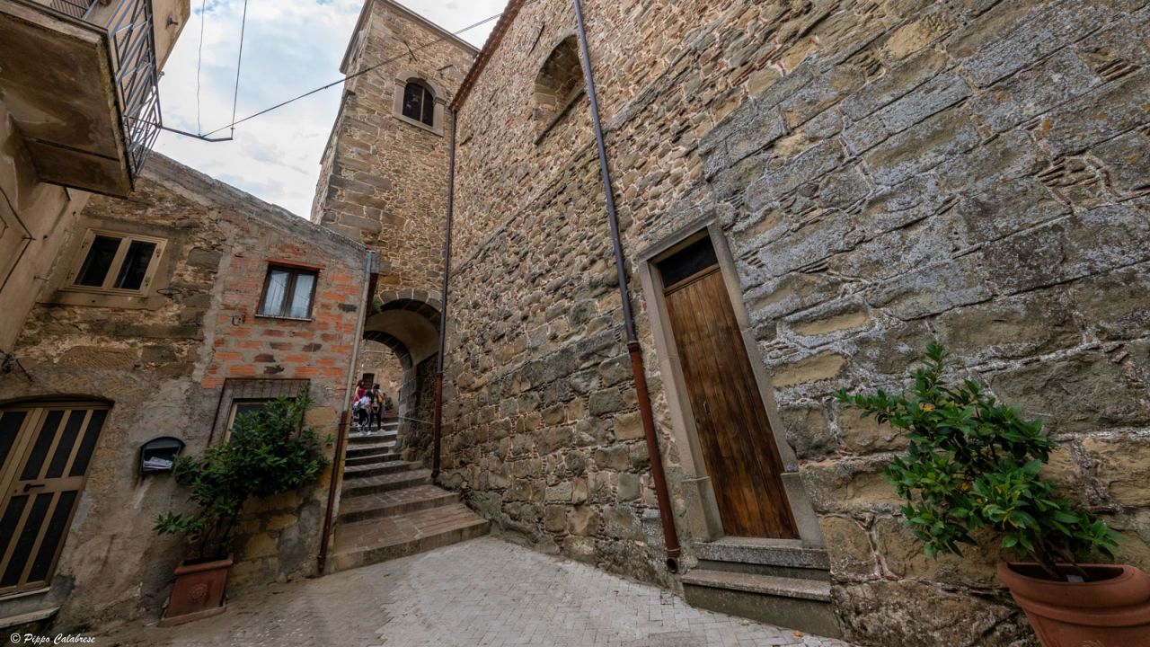 The town of Troina in Sicily has put dozens of abandoned homes on the market for one euro.