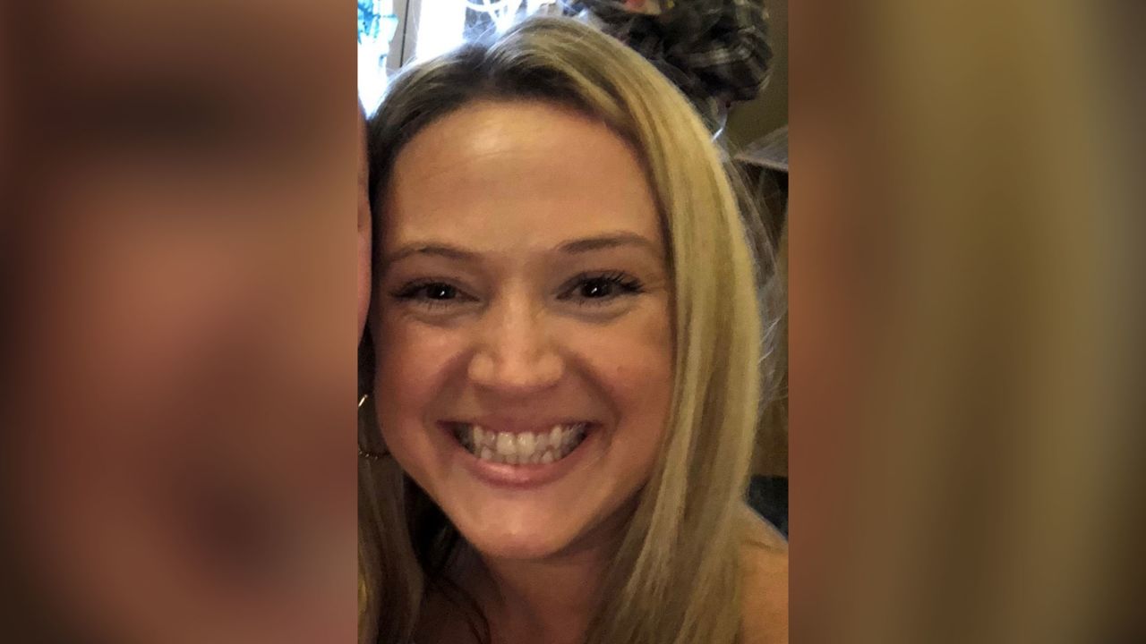 Jennifer Davis hopes to expand her job prospects by going back to college and studying to become a real estate agent.