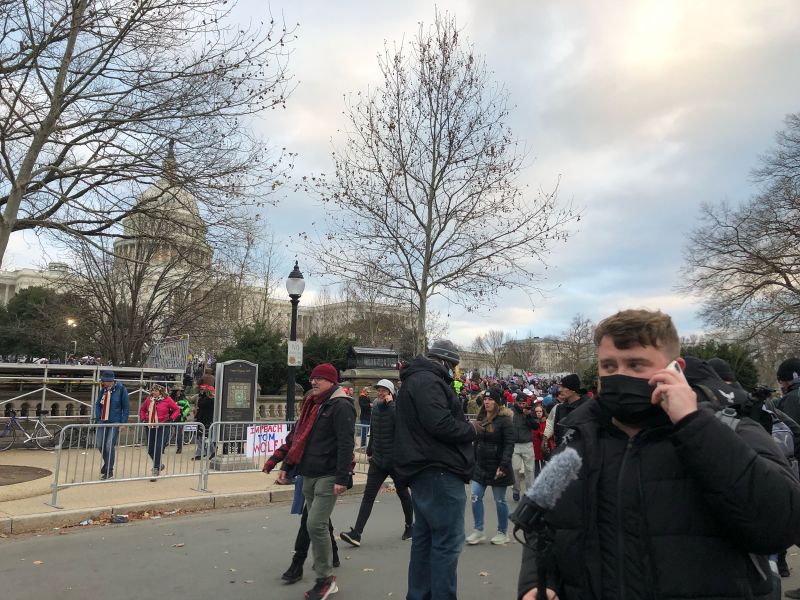 Here's what reporting on the Capitol rioting was like for