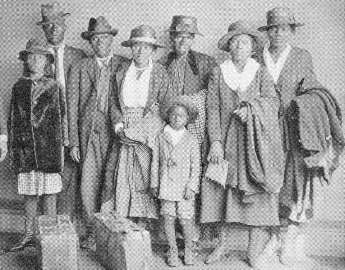 A group of African Americans who took part in the Great Migration to the north, in Chicago in 1918.