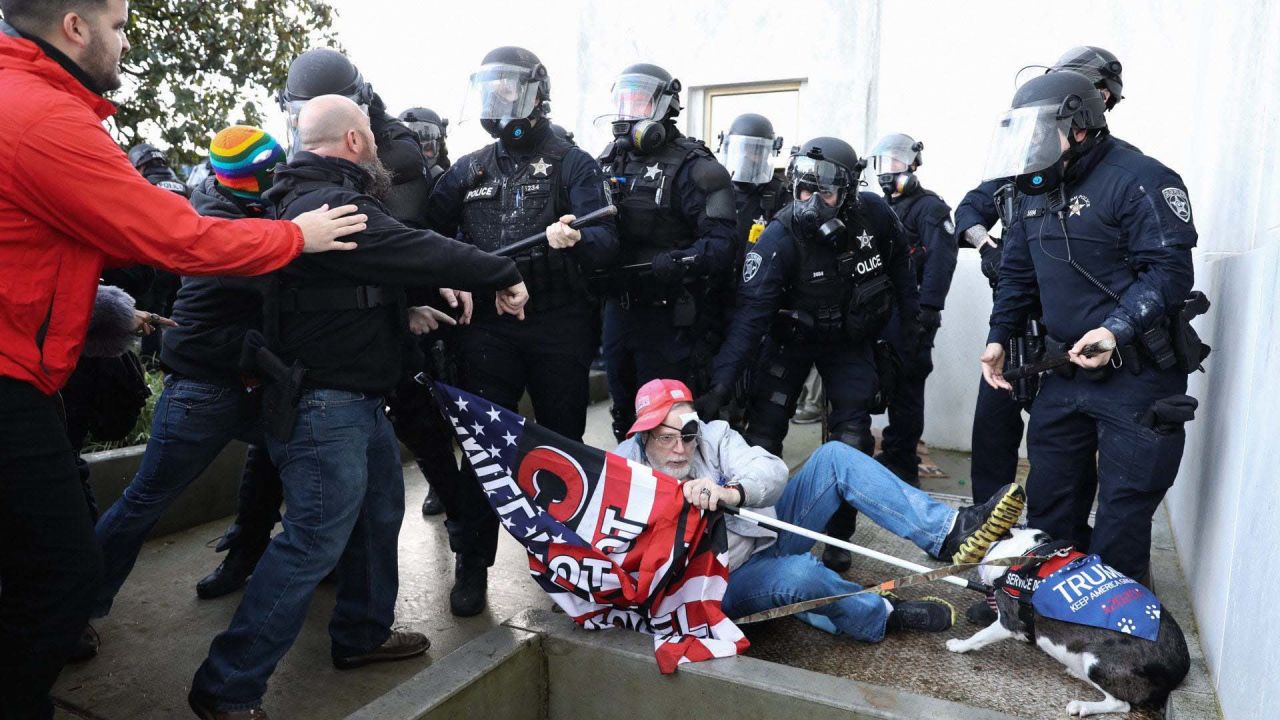 Law enforcement confronted protesters outside the Oregon State Capitol Dec 21.