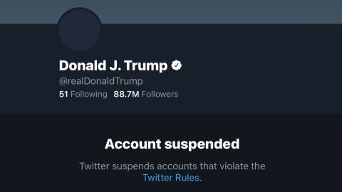 20210108-trump-twitter