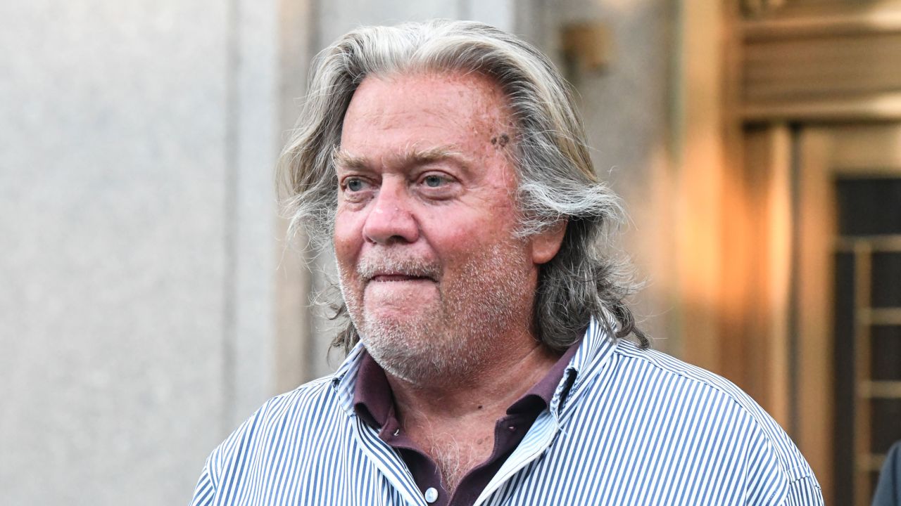 Former White House Chief Strategist Steve Bannon exits the Manhattan Federal Court on August 20, 2020 in the Manhattan borough of New York City.