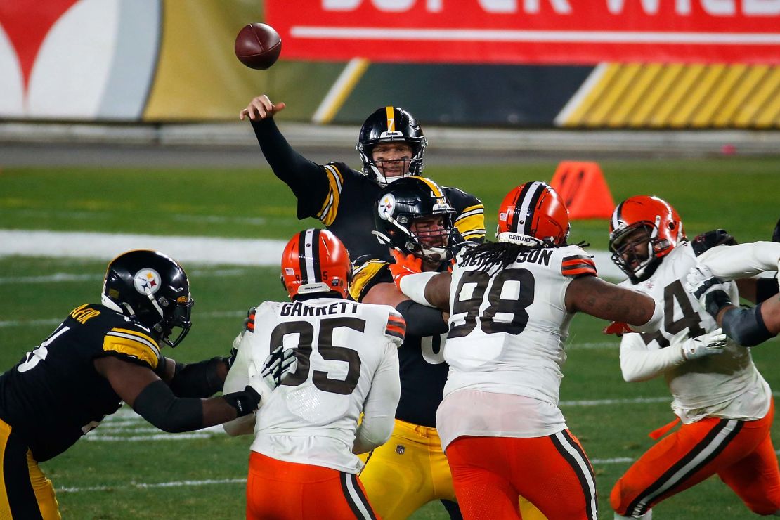 Roethlisberger throws a pass during the second half against the  Browns.