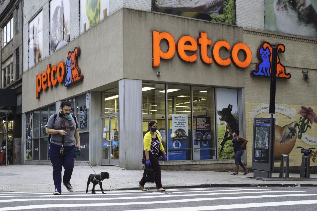 Petco and Chewy have Wall Street darlings CNN Business