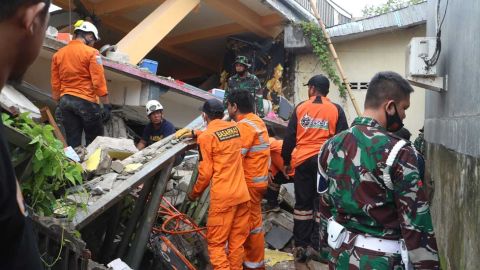 Search and rescue operations are underway after a 6.2-magnitude earthquake hit Indonesia's West Sulawesi on Friday.