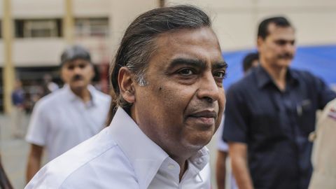 College Jio Xx Video - Indian billionaire Mukesh Ambani may hold the winning ticket in tech and  Silicon Valley knows it | CNN Business