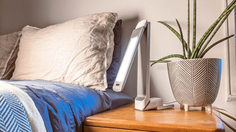 best affordable light therapy lamp